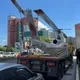 影/汐止拖板車載直升機扯斷電纜！46歲駕駛無通行證遭開罰