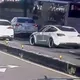影/北市公車、自小客擦撞2駕駛吵翻　警毒品快篩竟都陽性