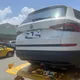 影/士林拖吊車鬆脫休旅車滑落　幸無人車遭波及