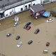 破紀錄暴雨重創關東　成田機場7000旅客受困、至少4死