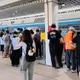 捷運三鶯線持刀揮舞！警衝現場壓制「意外抓到通緝犯」