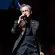 直擊/72歲羅大佑首登北流！幽默自嘲「老男人」 被告白羞喊小鹿亂撞