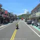 影/闖紅燈、跨雙黃線！貢寮台2線機車嬤無視警　連超車2次