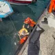 影/基隆外木山漁港船長綁纜繩失足落海 海巡急跳港救援
