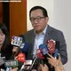 媒體擠到坐地板！陳致中現身直喊「歹勢」　鬆口談陳幸妤了