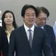 被問加碼普發2萬、未來帳戶不副署　賴總統笑了！