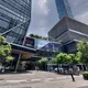 北市微風南山「有人掉下來了」！女子「雙腿全斷手骨折」搶救中