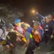 影/去年鬼月奪1命！金岳瀑布40歲男陳屍石縫　休旅車未熄火