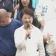 展現團結氣勢！盧秀燕率小雞喊「全壘打」