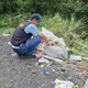 黑心廠商山坡地亂倒廢棄物　警垃圾堆中找線索逮人