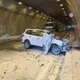 台11線跳浪隧道休旅車撞對向貨車　車頭全毀瞬間起火