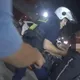 影/酒後認錯仇家！高雄醉男街頭叫囂　推倒2名女店員