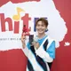 蔡旻佑出道20年收飛機杯　拆禮物竟嫌「太小」驚吐：我過來人
