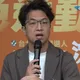 沈伯洋猛嗑「公館傳奇蔥抓餅」　老闆竟是于北辰阿姨