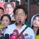 攤商擺文宣竟收公文？沈伯洋質疑蔣市府：螺絲好像鬆了