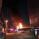 驚悚畫面曝！台中工地火災　熊熊烈焰伴濃煙沖天