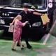 影/怨子女被送養！北市光頭婦持刀刺妹嗆殺全家　裁定羈押