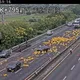 整條國道都醉了！國3新化段「大量啤酒灑落」釀全線封閉