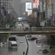 暴雨狂灌！曼谷全市「50區列災難狀態」　超商貨架遭掃空