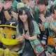 黃捷看職棒竟穿黨徽球衣　黃子哲批「政治戰袍」：球場不是造勢場