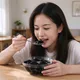 熱仙草不只暖身！研究發現「配澱粉吃」餐後血糖升幅降4成