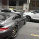 影/台北75歲翁遭吊照還開　租700萬保時捷連撞2車
