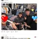 伍佰、動力火車傻傻分不清？一張照片引萬人爆笑朝聖
