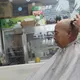 超過1分鐘就不及格!韓國瑜理髮照曝光 陳學聖:30年來首次看到