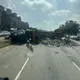 台中向上路又出事了！砂石車翻覆毀損變形「全線封閉中」