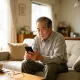 長輩為何沉迷AI短劇？醫：因為大腦喜歡看