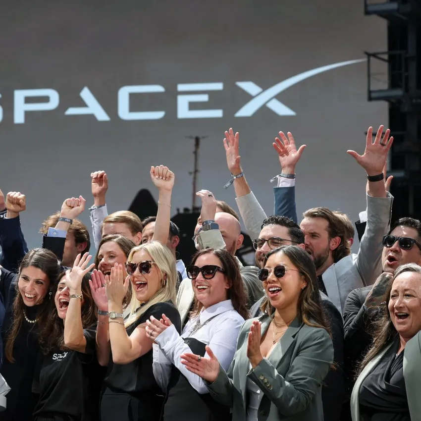 SpaceX收漲19.22%！馬斯克成首位「資產破兆美元」富豪