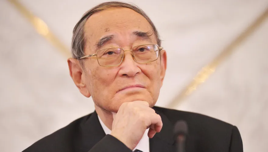 享耆壽92歲！陸著名經濟學家厲以寧北京逝世　北大師生沉痛悼念