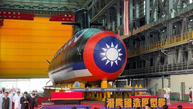 國造潛艦「海鯤軍艦」今下水！蔡英文擲瓶：我們做到了