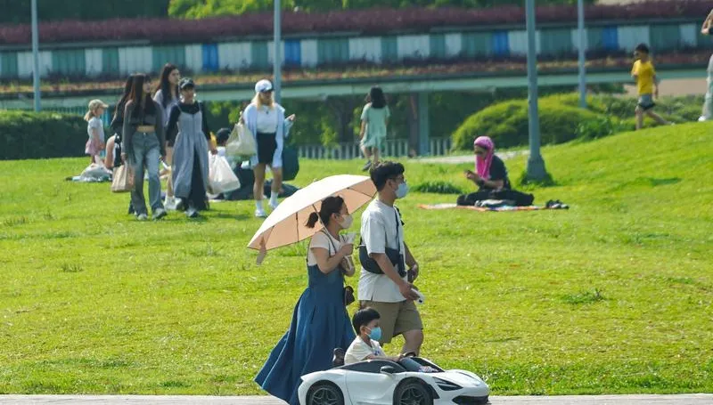 明日天氣曝光！北部高溫上看30度　高屏、中南部山區午後防大雨