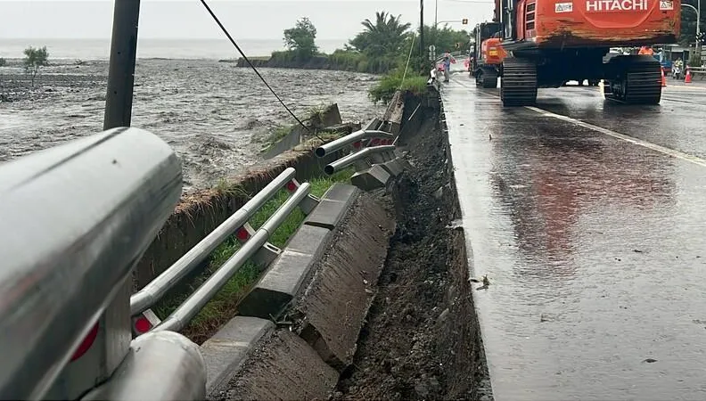 南迴公路大溪段北上路基坍方　緊急實施交管