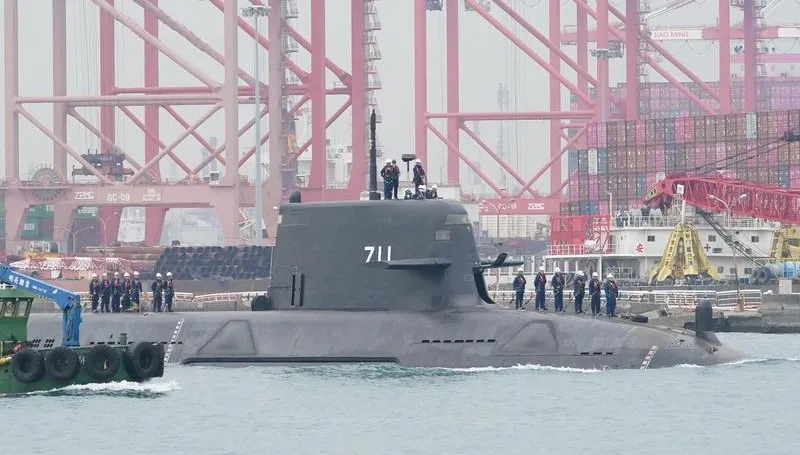 海鯤號第4次浮航測試　顧立雄證實：2大系統已完成整備