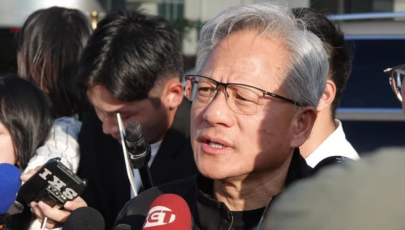 影/黃仁勳抵台！將拜訪客戶並與魏哲家見面