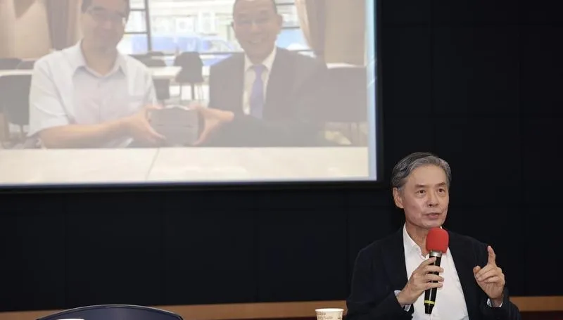 調查小組李德維證實　王光慈向馬英九下跪磕頭