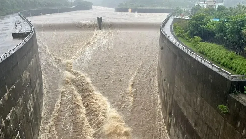 影/雨勢急又猛！基隆河水位上漲逾63公尺　員山子分洪啟動