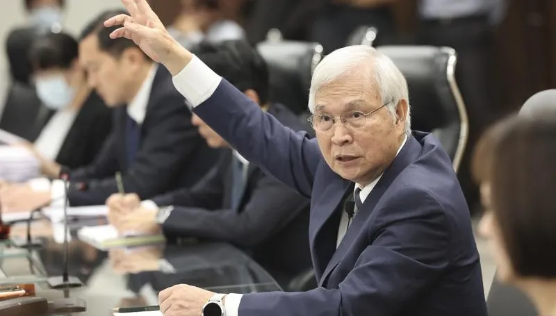 央行利率「連10凍」驚奇　李彥秀：人民體感通膨卻爆表