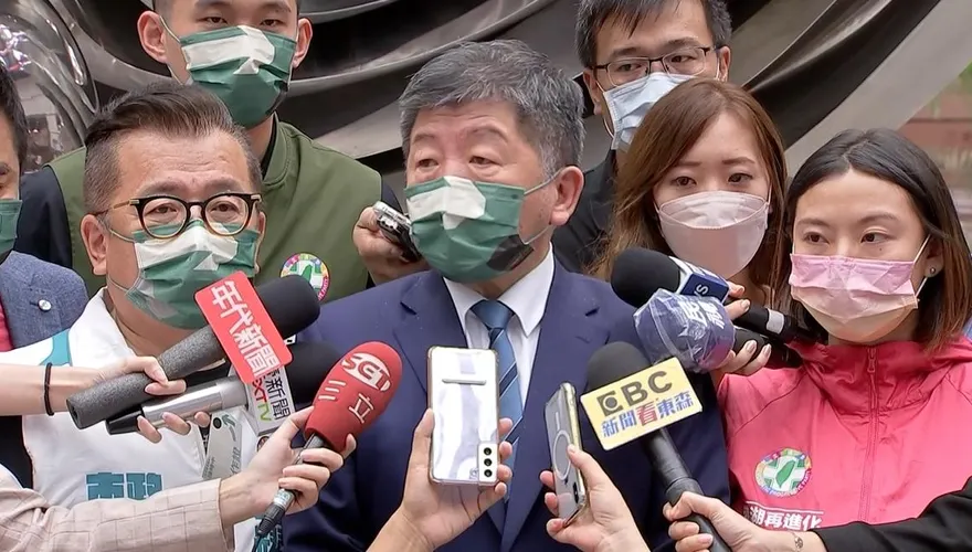 「玉時俱焚」仍護航？陳時中：沒辦法干涉周玉蔻