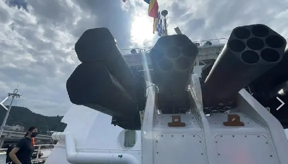海巡最大4千噸全新「新竹艦」首度開放參觀　鎮海火箭武器系統曝光