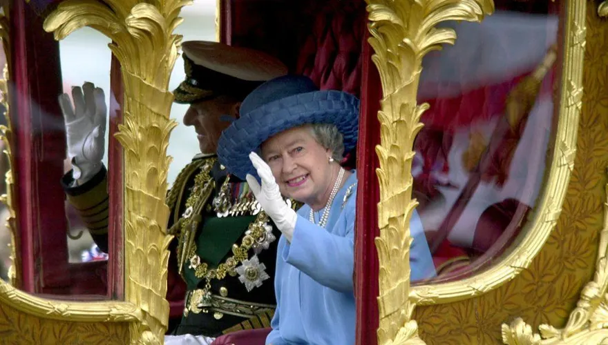 英女王逝世…南非人喊：鑽石還來！6千人連署「放回我們博物館」　總統哀悼也被嗆