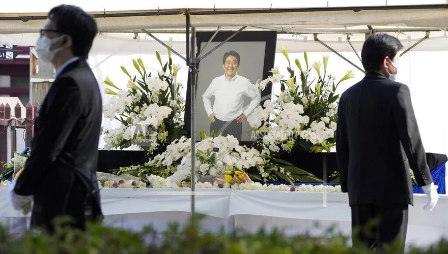 日本東京萬人上街　反對安倍「國葬」