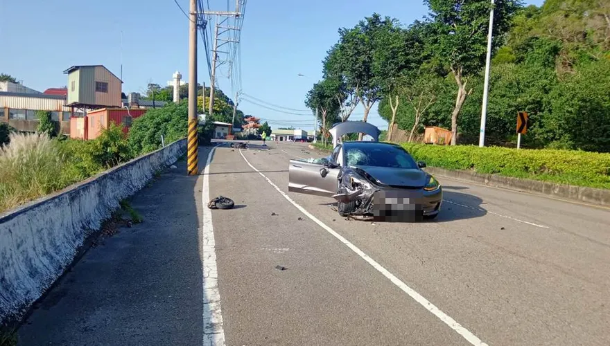 特斯拉撞死騎士！25歲駕駛遭起底「建設小開」父親出面道歉了