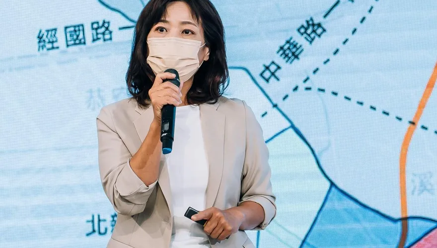 沈慧虹論文遭爆「很多地方出錯」！新竹正妹老師：國中程度
