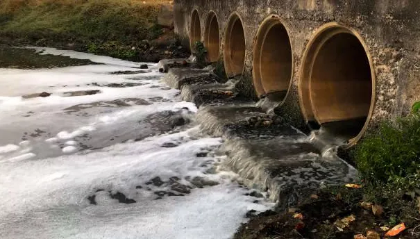 水圳戲水淪冰屍！彰化國小生抓魚一半　水門突放水…慘遭沖走陳屍下游3km