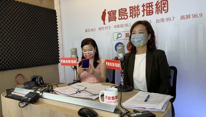周玉蔻當面喊「支持沈慧虹=周玉蔻=蔡英文」　藥師諷：民進黨穩了