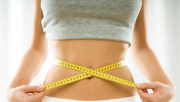 間歇性斷食、吃中藥都沒用！她一年肥7公斤…醫要求這1點：一個月瘦2kg