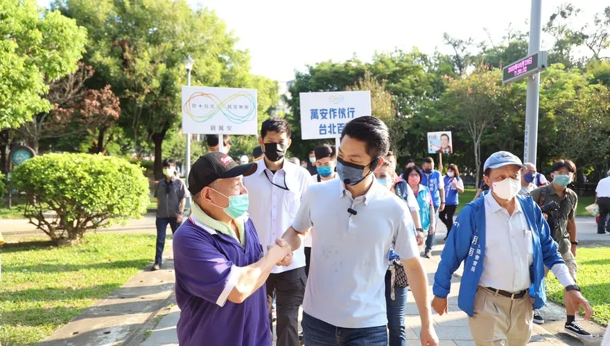心疼周玉蔻哭泣？陳時中轟「沒口德」反遭蔣萬安狠打臉